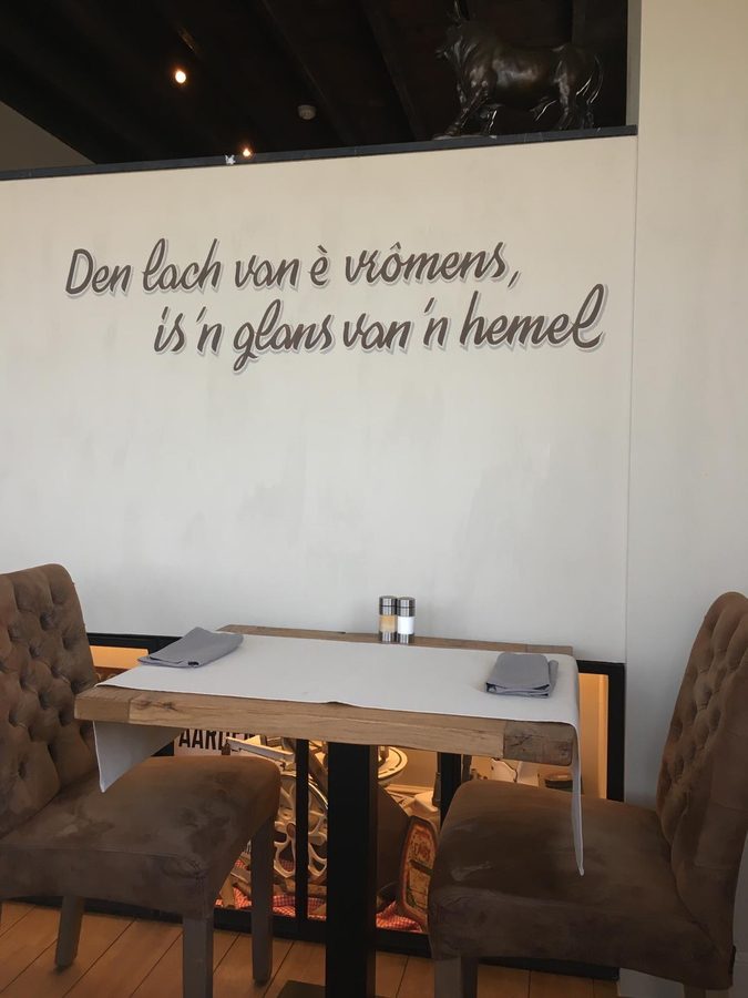 Interieur muurbelettering restaurant